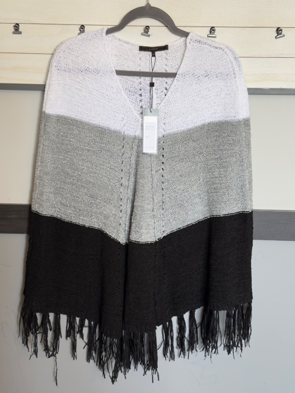 MAXSPORT knit fringed poncho size small/medium